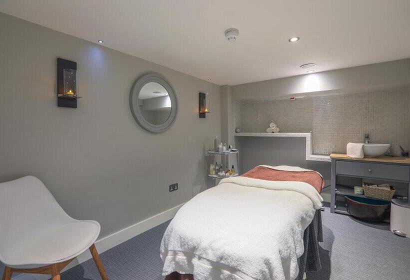 Harbour Hotel & Spa Christchurch