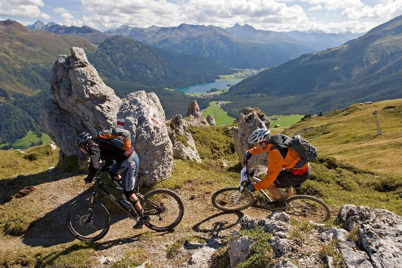 בית מלון כפרי Hilton Garden Inn Davos