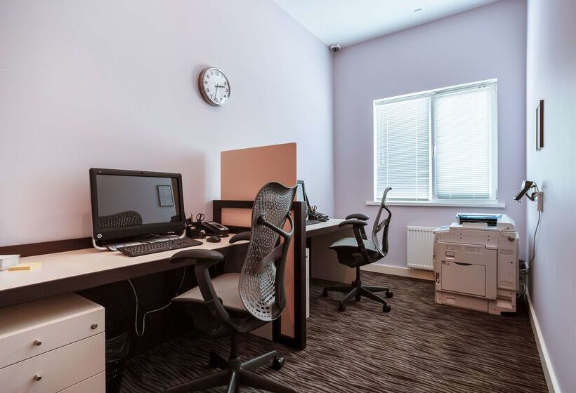 בית מלון כפרי Hilton Garden Inn Krasnodar