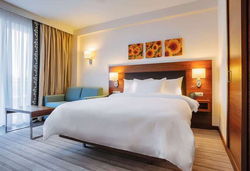 בית מלון כפרי Hilton Garden Inn Krasnodar