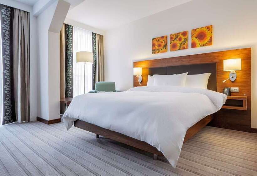 בית מלון כפרי Hilton Garden Inn Krasnodar