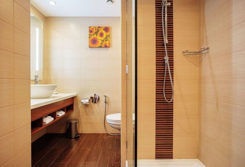 בית מלון כפרי Hilton Garden Inn Krasnodar