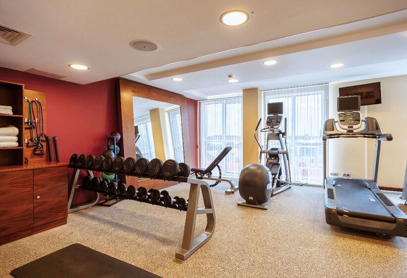 בית מלון כפרי Hilton Garden Inn Krasnodar