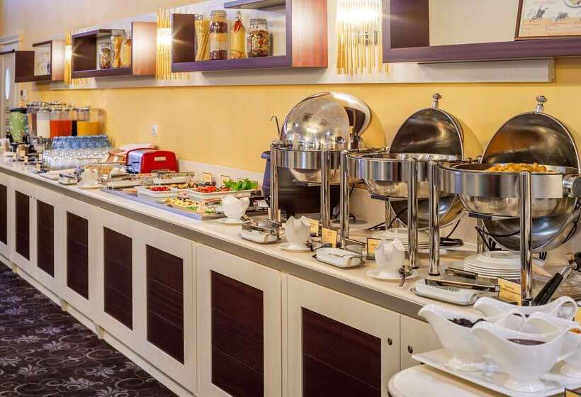 בית מלון כפרי Hilton Garden Inn Krasnodar