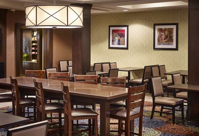 Hotel Holiday Inn Express And Suites Timmins, An Ihg