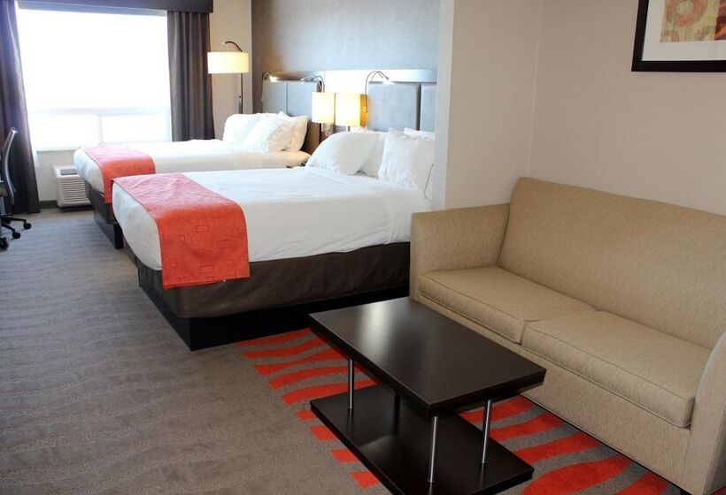 בית מלון כפרי Chateau Inn & Suites Bonnyville