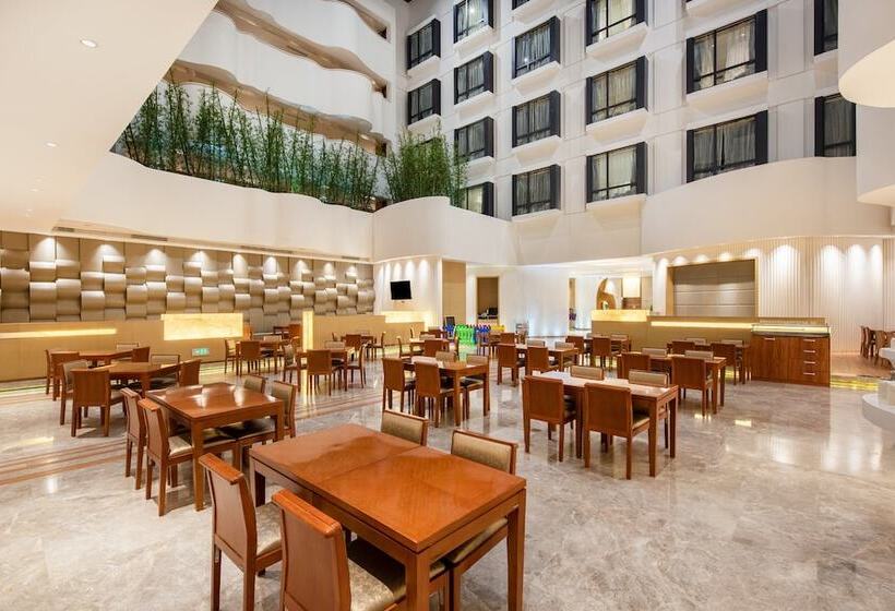 בית מלון כפרי Holiday Inn Express Shenyang Golden Corridor, An Ihg