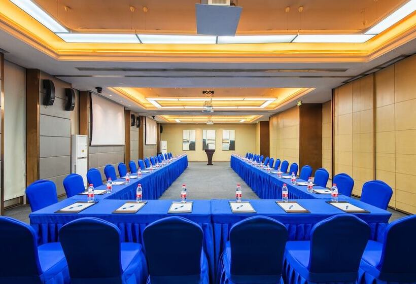 בית מלון כפרי Holiday Inn Express Shenyang Golden Corridor, An Ihg