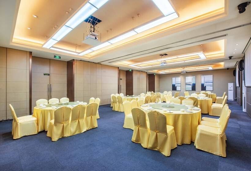 בית מלון כפרי Holiday Inn Express Shenyang Golden Corridor, An Ihg