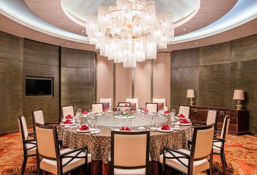 Отель Holiday Inn Panjin Aqua City, An Ihg