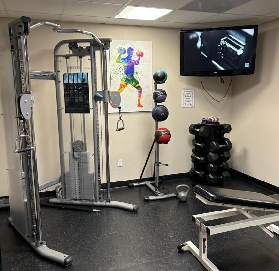 Отель Holiday Inn & Suites   Barstow, An Ihg