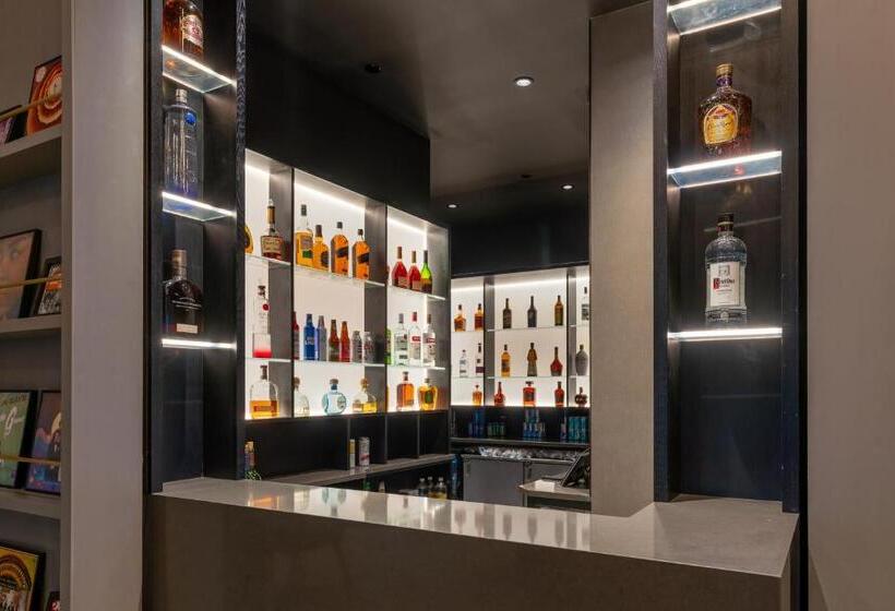 酒店 Hollywood Casino At Greektown