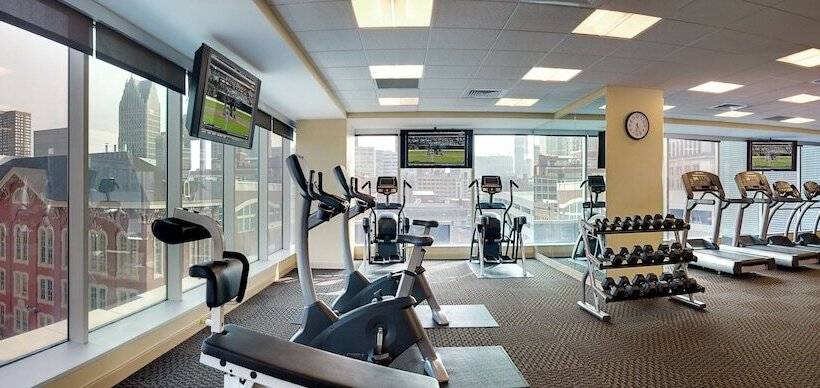 酒店 Hollywood Casino At Greektown