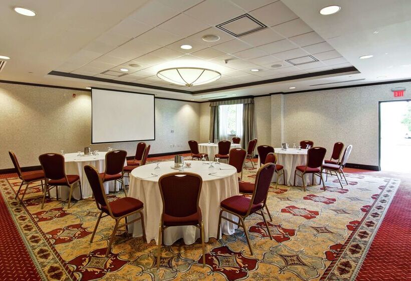 فندق Homewood Suites By Hilton Toronto Airport Corporate Centre