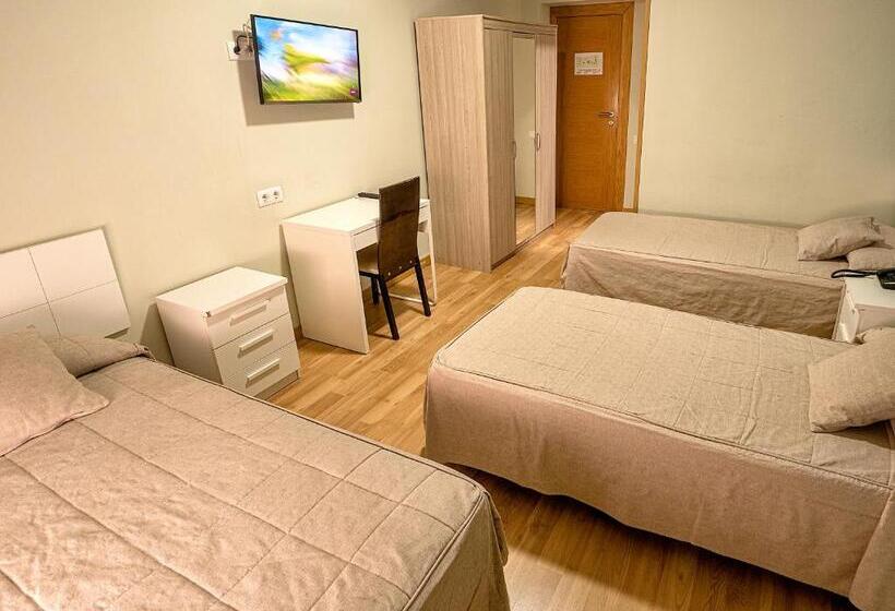 هتل Hostal Real Aranjuez