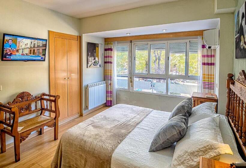 هتل Hostal Real Aranjuez