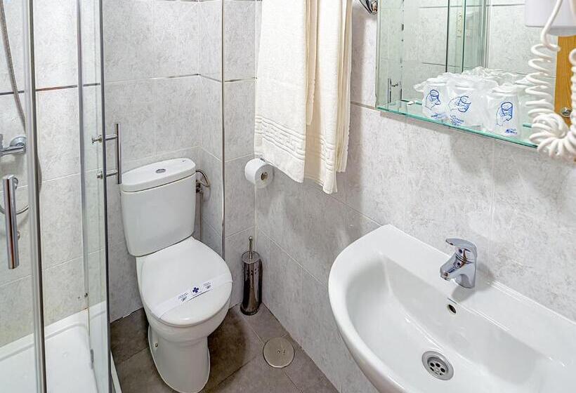 هتل Hostal Real Aranjuez