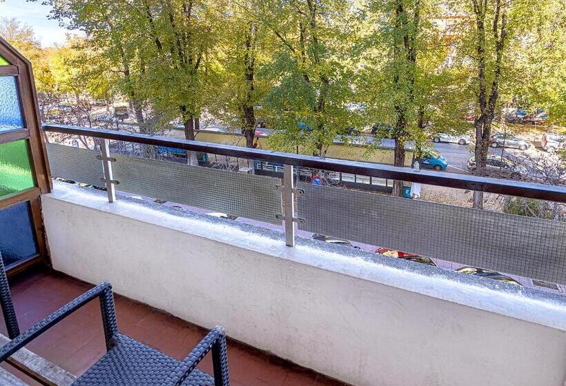 هتل Hostal Real Aranjuez