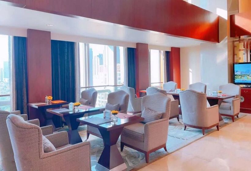 هتل Howard Johnson Tropical Garden Plaza Kunming