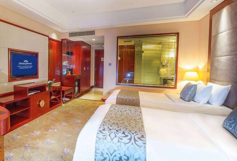 هتل Howard Johnson Tropical Garden Plaza Kunming