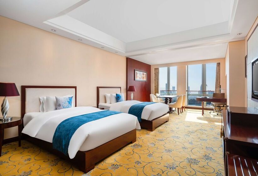 هتل Howard Johnson Tropical Garden Plaza Kunming