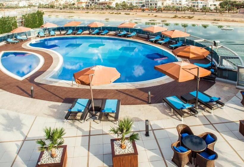 Отель Ibis Abu Dhabi Gate