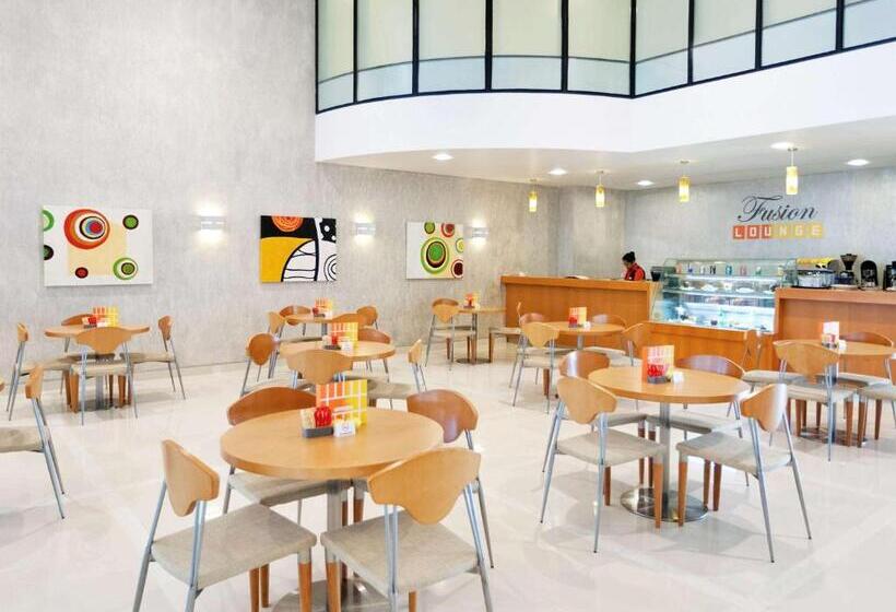 Отель Ibis Abu Dhabi Gate