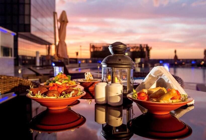 Отель Ibis Abu Dhabi Gate