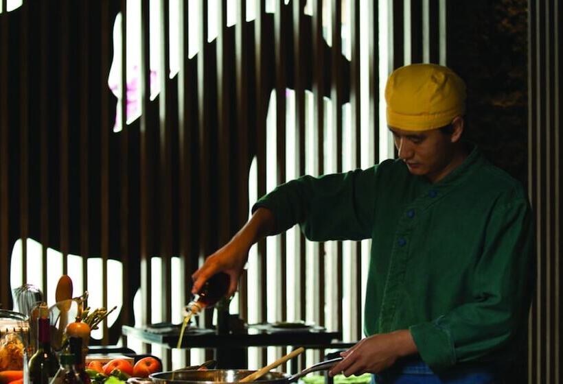 هتل Indigo Lijiang Ancient Town, An Ihg