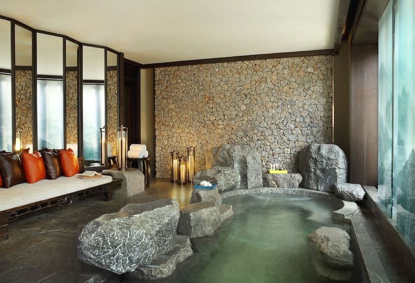 هتل Indigo Lijiang Ancient Town, An Ihg