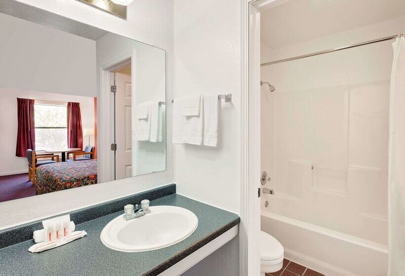 فندق Knights Inn Muskogee