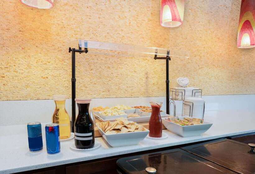 בית מלון כפרי La Quinta Inn & Suites By Wyndham Broussard  Lafayette Area