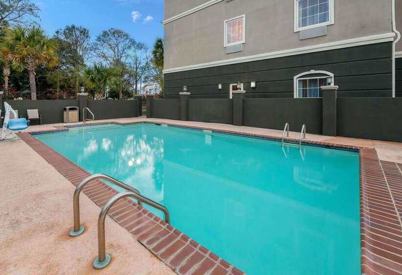 בית מלון כפרי La Quinta Inn & Suites By Wyndham Broussard  Lafayette Area