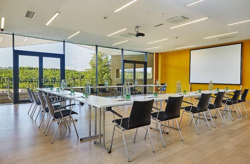 Отель Loisium Wine & Spa Resort Südsteiermark