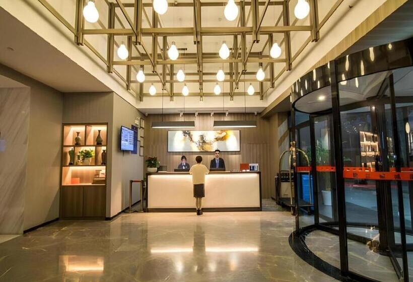 Отель Metropolo Hangzhou Huanglong Sports Center Wensan Road