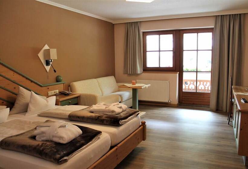 هتل Mittagskogel Pitztal