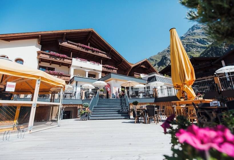 هتل Mittagskogel Pitztal