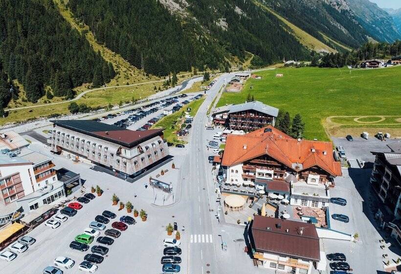 هتل Mittagskogel Pitztal