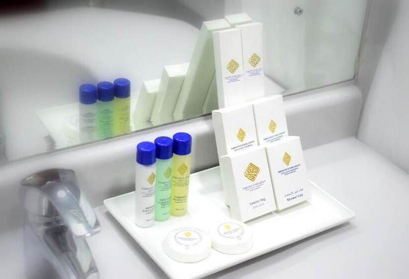 هتل Nejoum Al Emarat