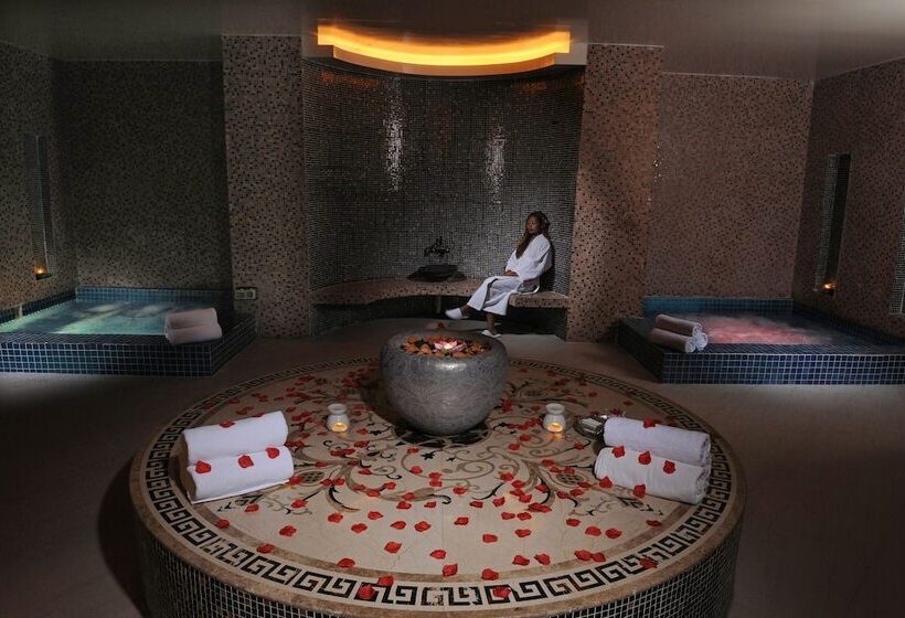 هتل Nordic Palace And Spa