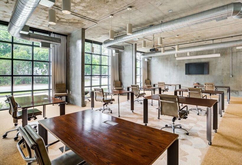 The Loom Hotel, Tapestry Collection By Hilton