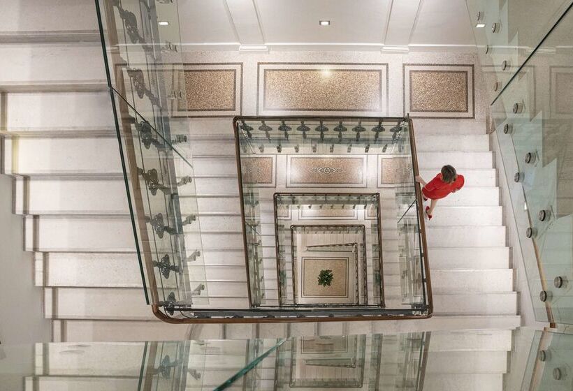 هتل Anantara Palais Hansen Vienna