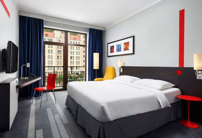 בית מלון כפרי Park Inn By Radisson Rosa Khutor