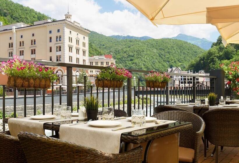 Отель Park Inn By Radisson Rosa Khutor