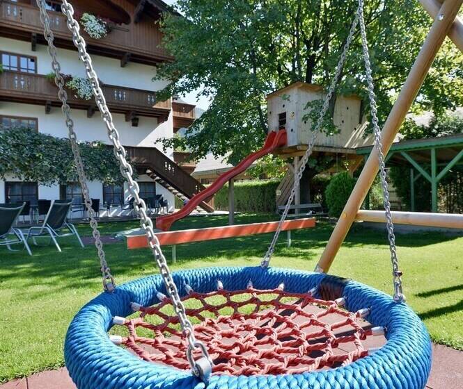 فندق Pension Traube