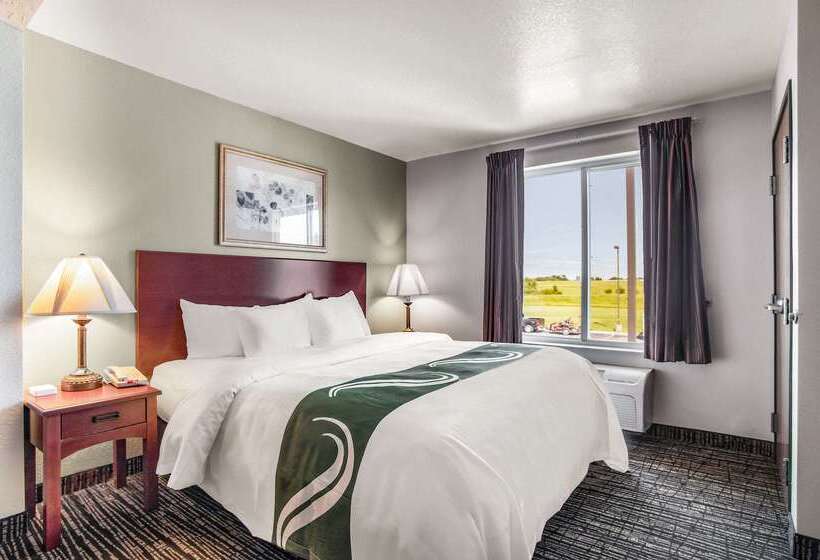 فندق Quality Inn Parsons North