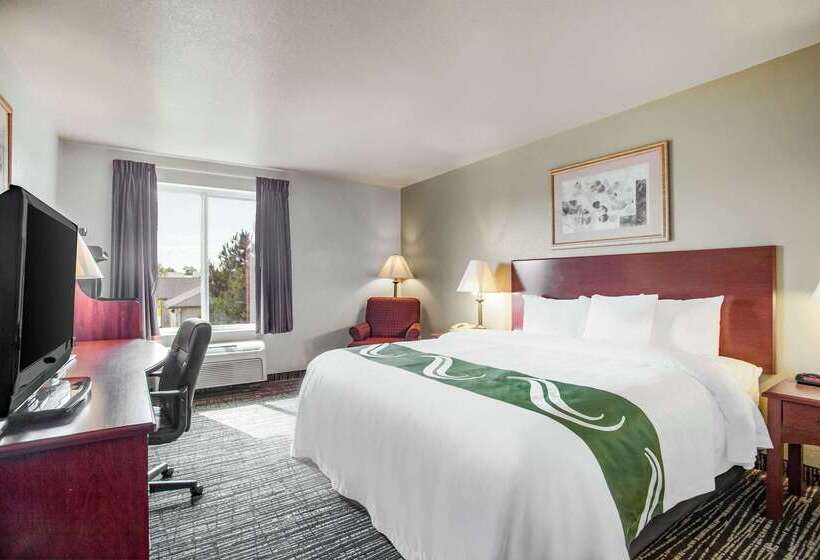 فندق Quality Inn Parsons North