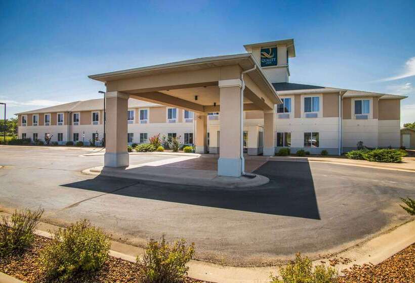 فندق Quality Inn Parsons North