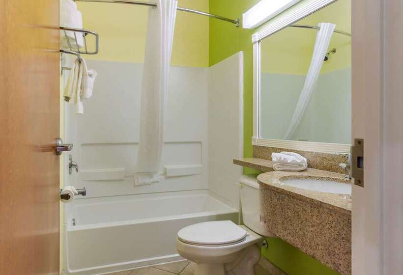 فندق Quality Inn & Suites Lehigh Acres Fort Myers