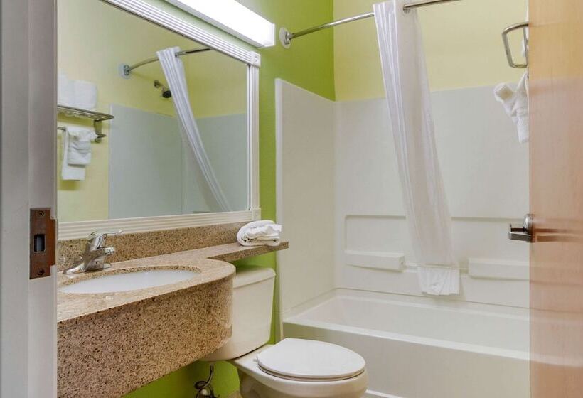 فندق Quality Inn & Suites Lehigh Acres Fort Myers